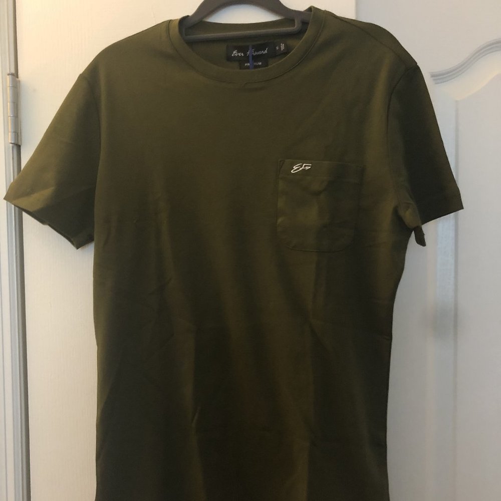 Everforward Olive Green Pocket Tee (Small) (NWT)
